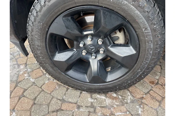 $25995 : 2019 1500 Big Horn/Lone Star image 9