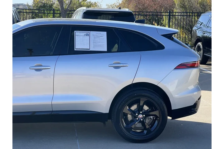 $31328 : Jaguar F-PACE 2023 AWD P250 image 6