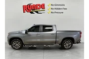 $29900 : Chevrolet Silverado 1500 202 thumbnail