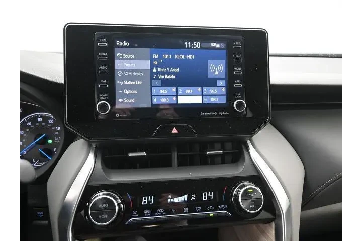 $26997 : Toyota Venza 2022 AWD XLE 4d image 9