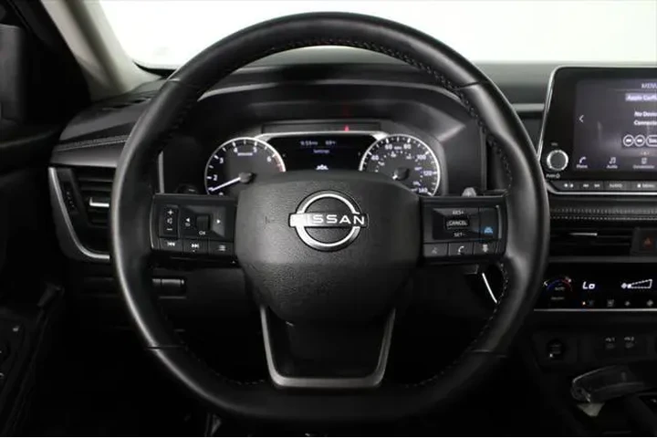 $22576 : Nissan Rogue 2025 SV 4dr Cro image 10