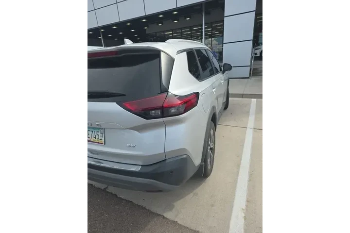 $22188 : Nissan Rogue 2023 SV 4dr Cro image 8
