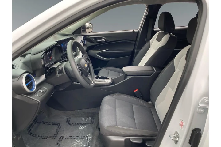 $26998 : Chevrolet Trax 2025 LS 4dr C image 9