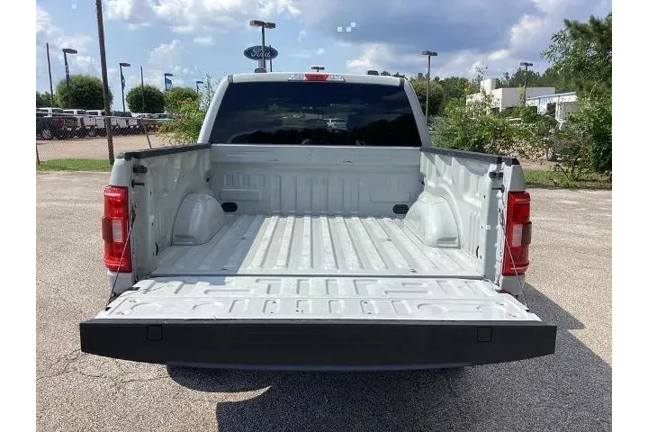 $39943 : Ford F-150 2023 4x4 XLT 4dr image 9