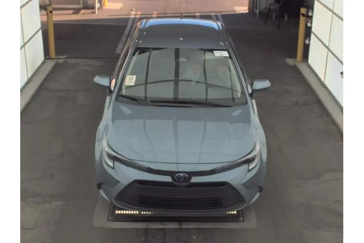 $19993 : Toyota Corolla Hybrid 2023 S image 2