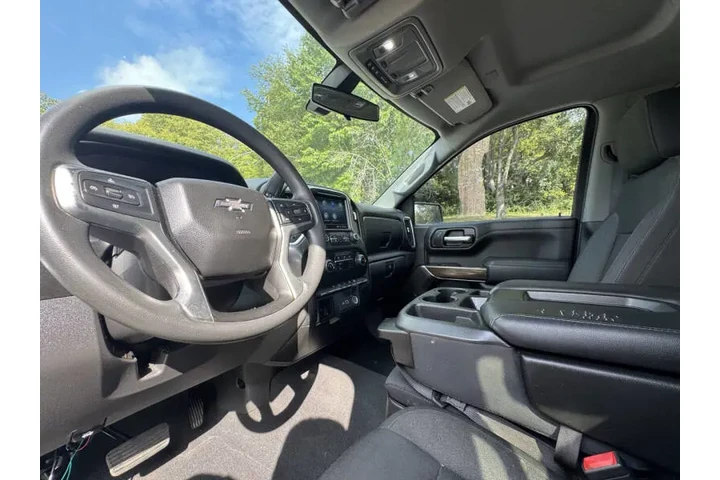 $23999 : 2019 Silverado 1500 RST image 8