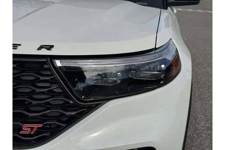 $37900 : Ford Explorer 2022 AWD ST 4d image 6