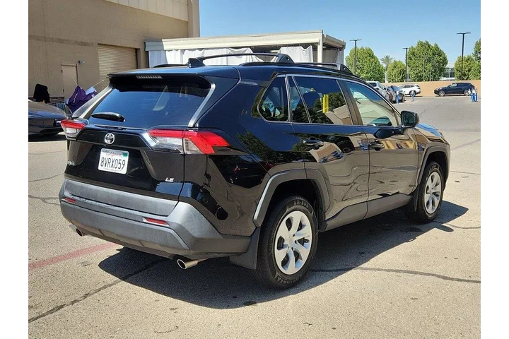$22998 : Toyota RAV4 2021 LE 4dr SUV image 5