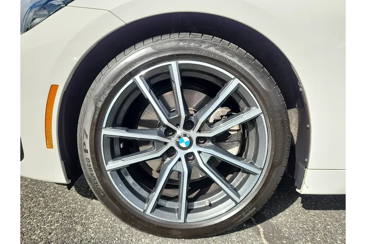 $28494 : BMW 2 Series 2022 230i 2dr C image 9