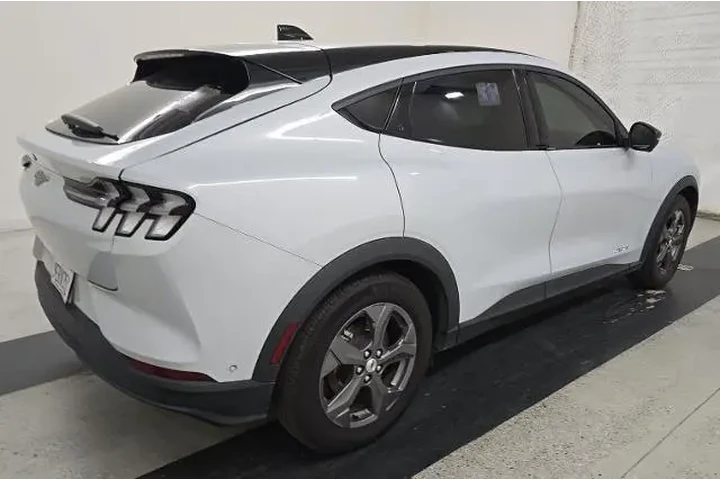 $33455 : Ford Mustang Mach-E 2023 Sel image 2