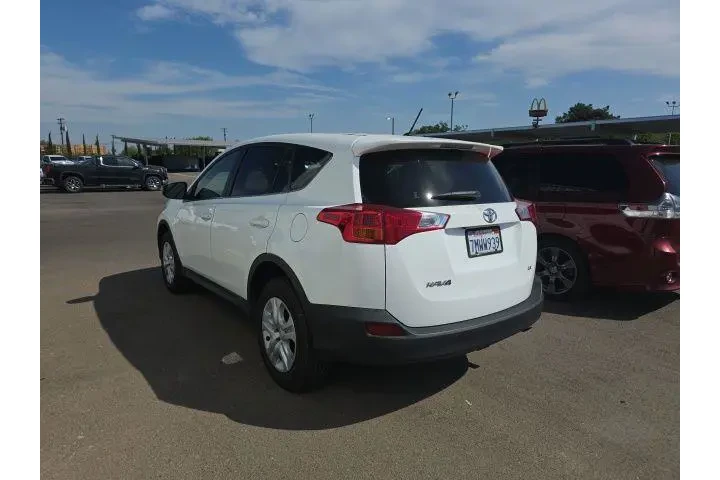 $15900 : Toyota RAV4 2015 LE 4dr SUV image 4