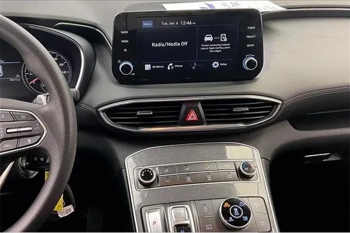 $21990 : Hyundai SANTA FE 2023 AWD SE image 6