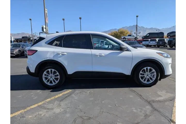 $21668 : Ford Escape Hybrid 2022 SE 4 image 2