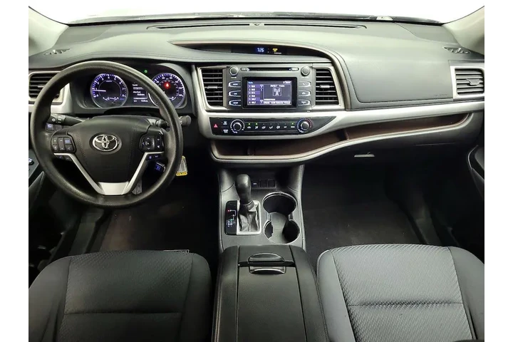 $19998 : Toyota Highlander 2019 LE 4d image 9