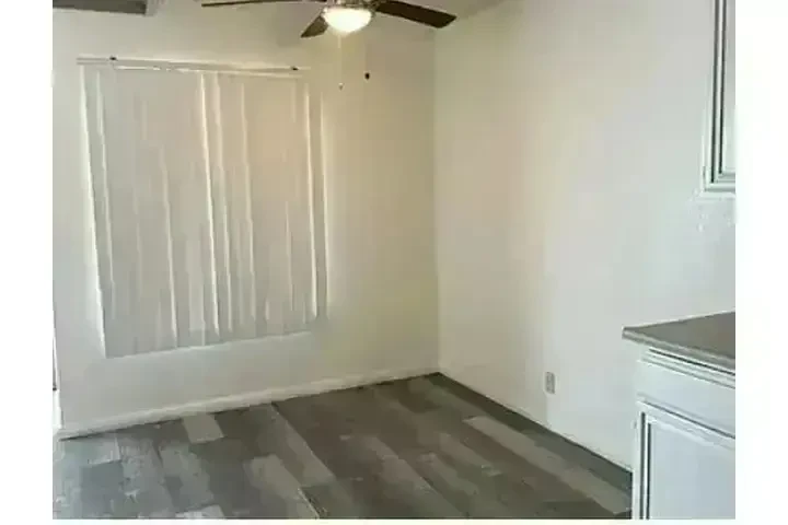 FALLBROOK APARTAMENTO image 3