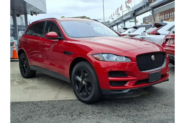 $23999 : Jaguar F-PACE 2020 AWD 25t P image 1