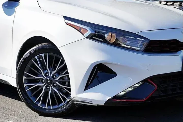 $22900 : Kia Forte 2023 GT-Line 4dr S image 4
