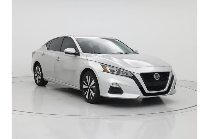 $17998 : Nissan Altima 2021 2.5 SV 4d image 1