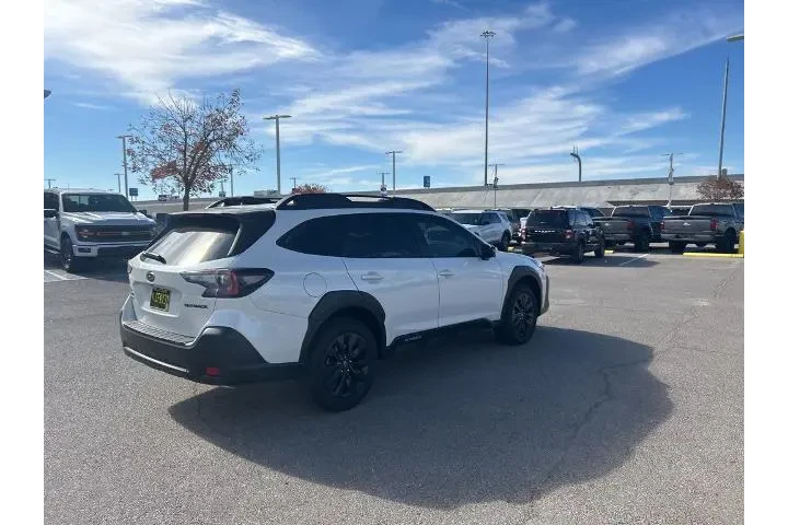 $27991 : Subaru Outback 2023 AWD Onyx image 7