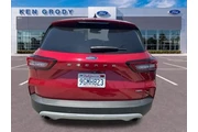 $26285 : Ford Escape Plug-In Hybrid 2 thumbnail