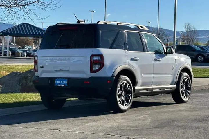 $31995 : Ford Bronco Sport 2025 AWD O image 2