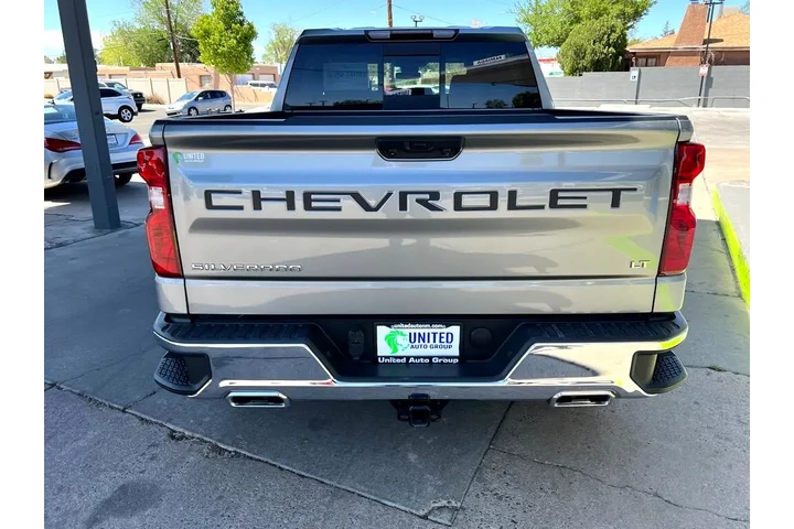 2023 Silverado 1500 LT Crew C image 6