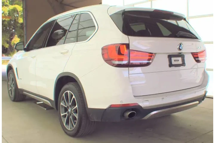2017 BMW X5 sDrive35i image 3