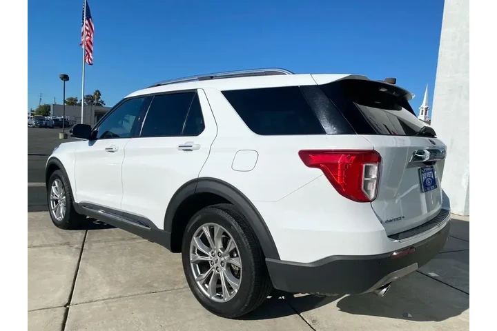 $31488 : Ford Explorer 2023 AWD Limit image 4