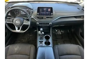 $12399 : Nissan Altima 2022 AWD 2.5 S thumbnail