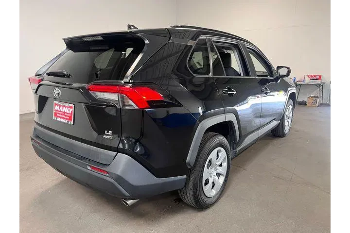 $24937 : Toyota RAV4 2021 AWD LE 4dr image 3