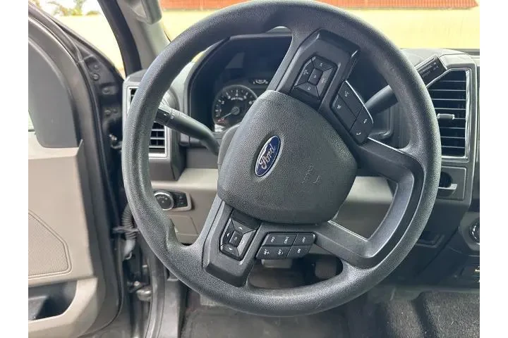 $18559 : Ford F-150 2017 4x2 XL 4dr S image 8