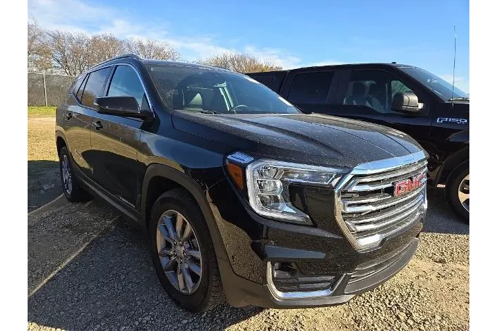 $22163 : GMC Terrain 2024 AWD SLT 4dr image 4
