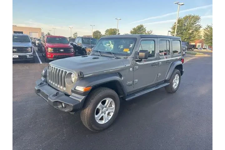 $28000 : Jeep Wrangler Unlimited 2021 image 3