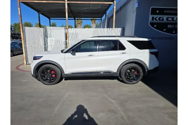 $39800 : Ford Explorer 2022 AWD ST 4d image 6