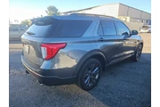 $31955 : Ford Explorer 2022 AWD XLT 4 thumbnail