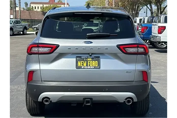 $30000 : Ford Escape Plug-In Hybrid 2 image 5