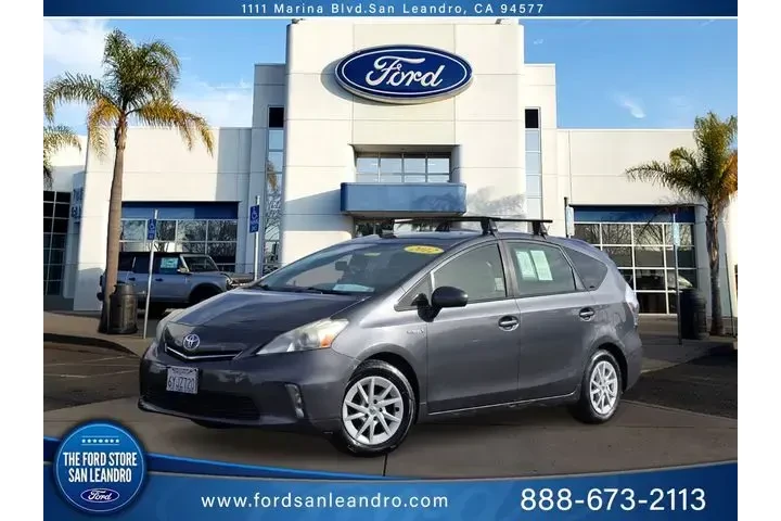 $9027 : Toyota Prius v 2012 Two 4dr image 1