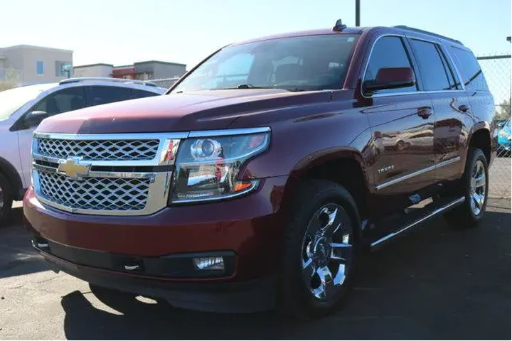 $25902 : Chevrolet Tahoe 2018 4x2 LT image 2