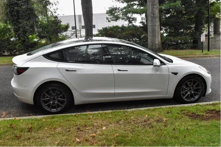 $22995 : Tesla Model 3 2023 4dr Sedan image 9