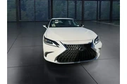 $38988 : Lexus ES 300h 2023 4dr Sedan thumbnail