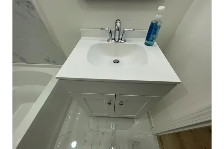 $1100 : Cozy 1-Bedroom and 1-Bathroom image 10