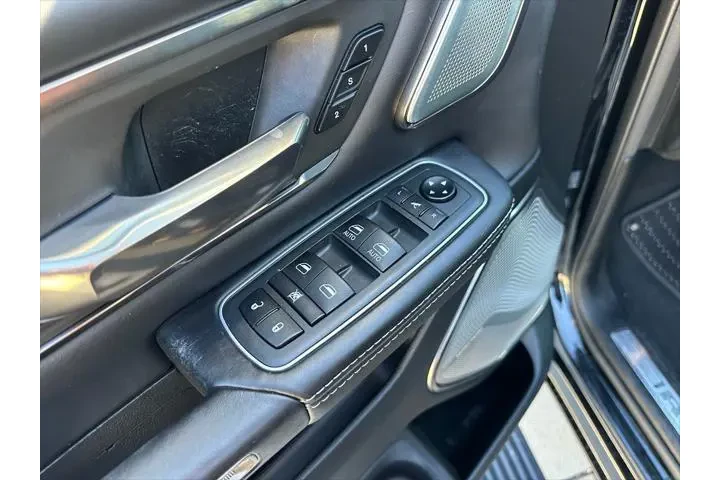 $37894 : Ram 1500 2021 4x4 Limited 4d image 10