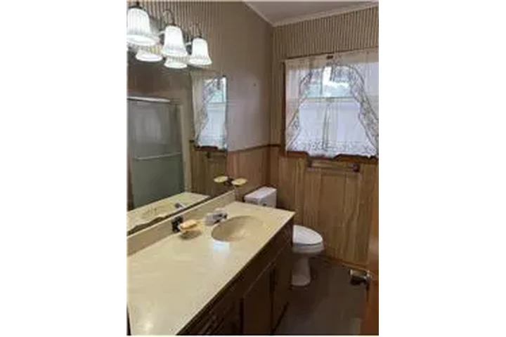 $1650 : Rental property with 3 bedro image 7