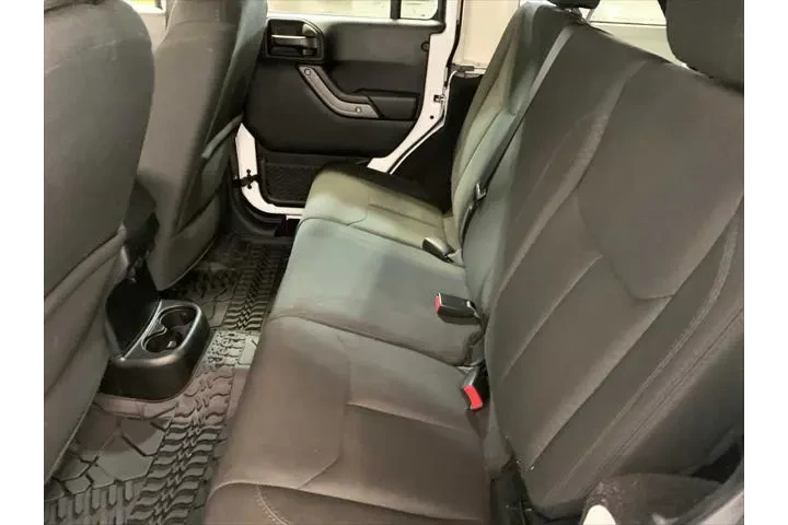 $22789 : Jeep Wrangler JK Unlimited 2 image 5