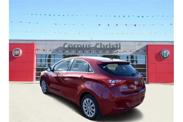 2016 Elantra GT image 6