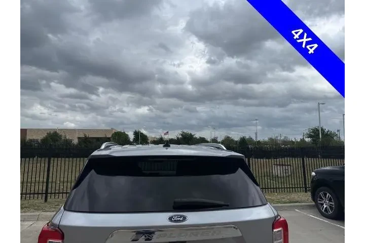 $32599 : Ford Explorer 2022 AWD Limit image 7
