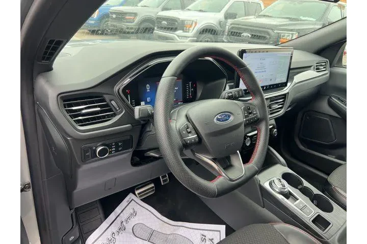 $23387 : Ford Escape 2024 AWD ST-Line image 7