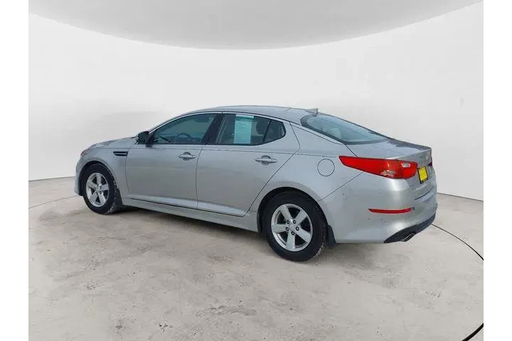 $8961 : Kia Optima 2015 LX 4dr Sedan image 3