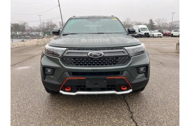 $38166 : Ford Explorer 2024 AWD Timbe image 2
