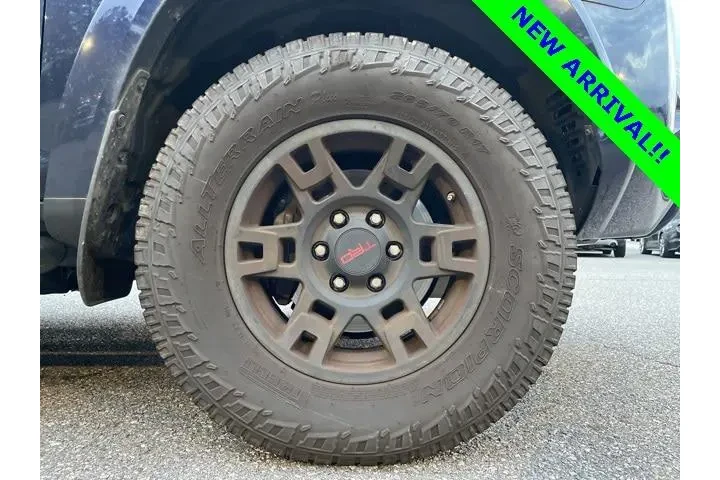 $35039 : Toyota 4Runner 2020 4x4 SR5 image 3